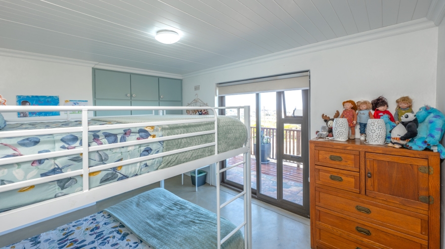 4 Bedroom Property for Sale in Suiderstrand Western Cape